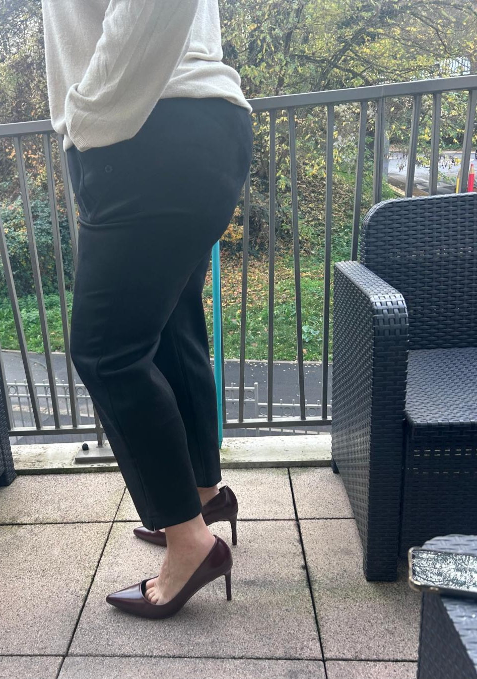 Pantalon tailleur suédine