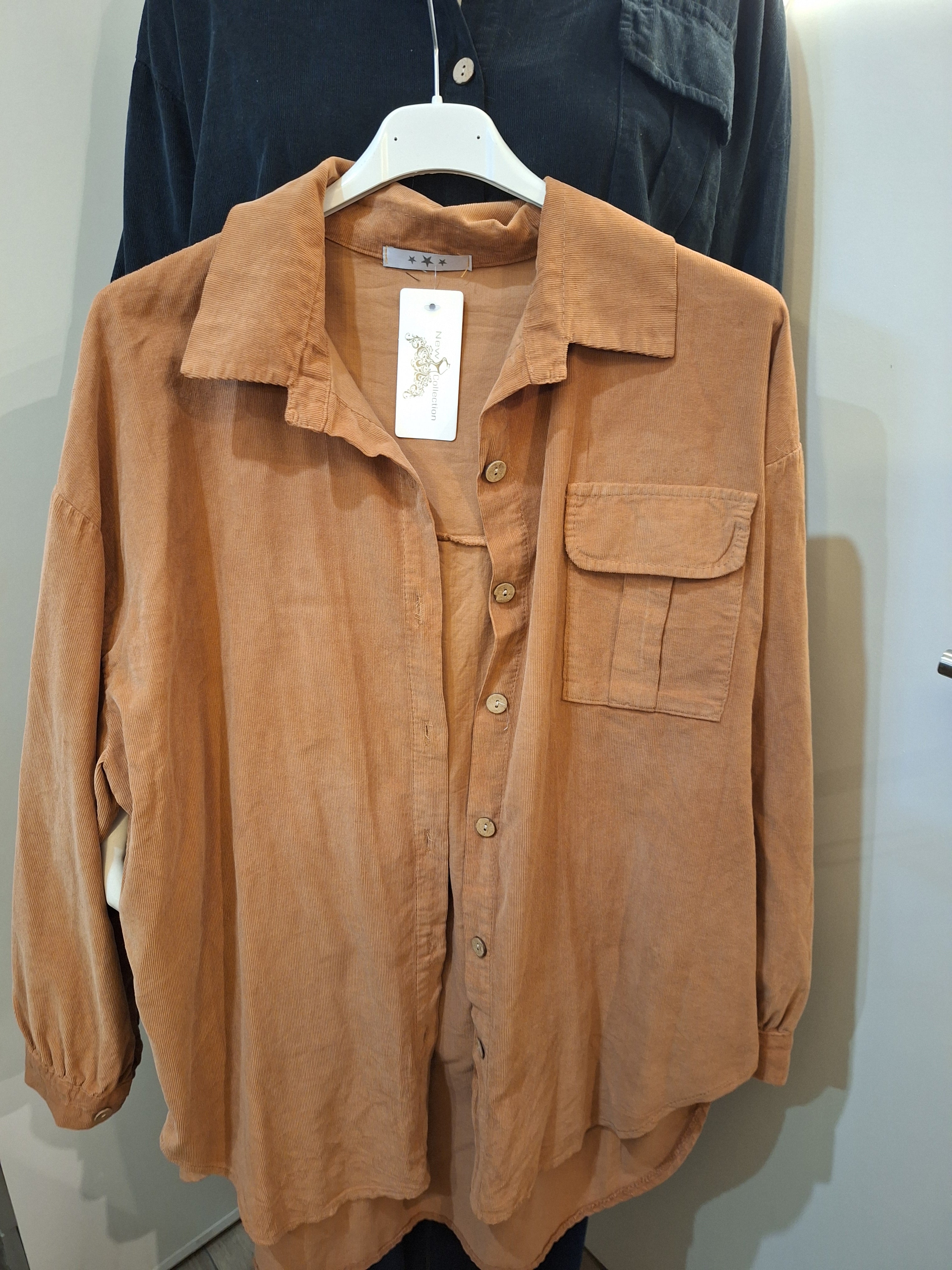 Chemise velours à poche