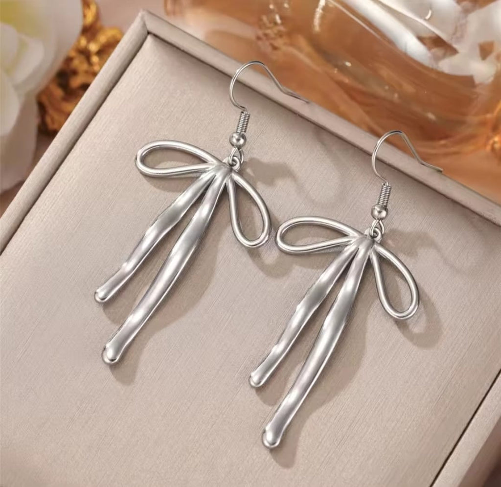 Boucles d'oreilles noeuds