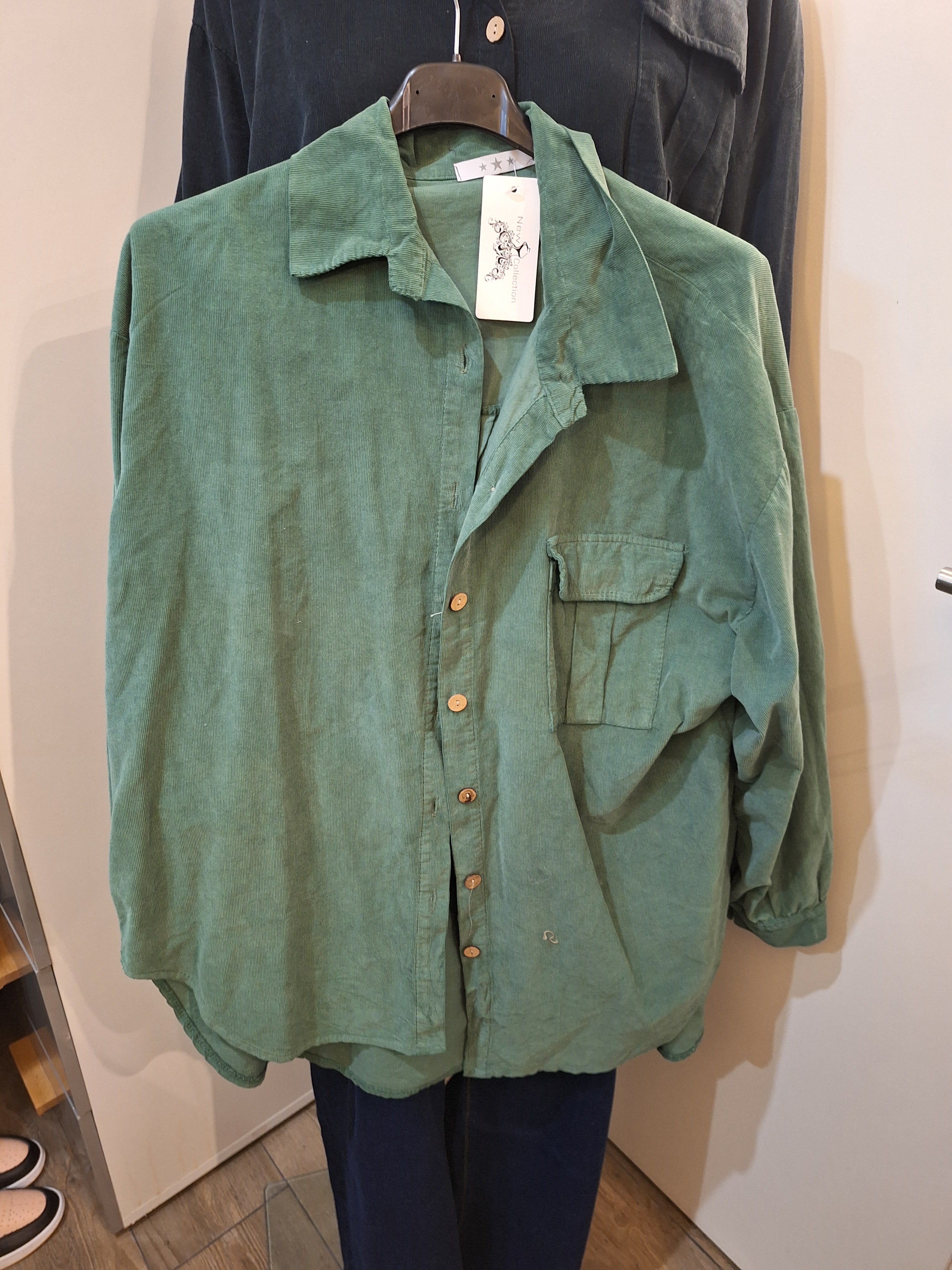 Chemise velours à poche