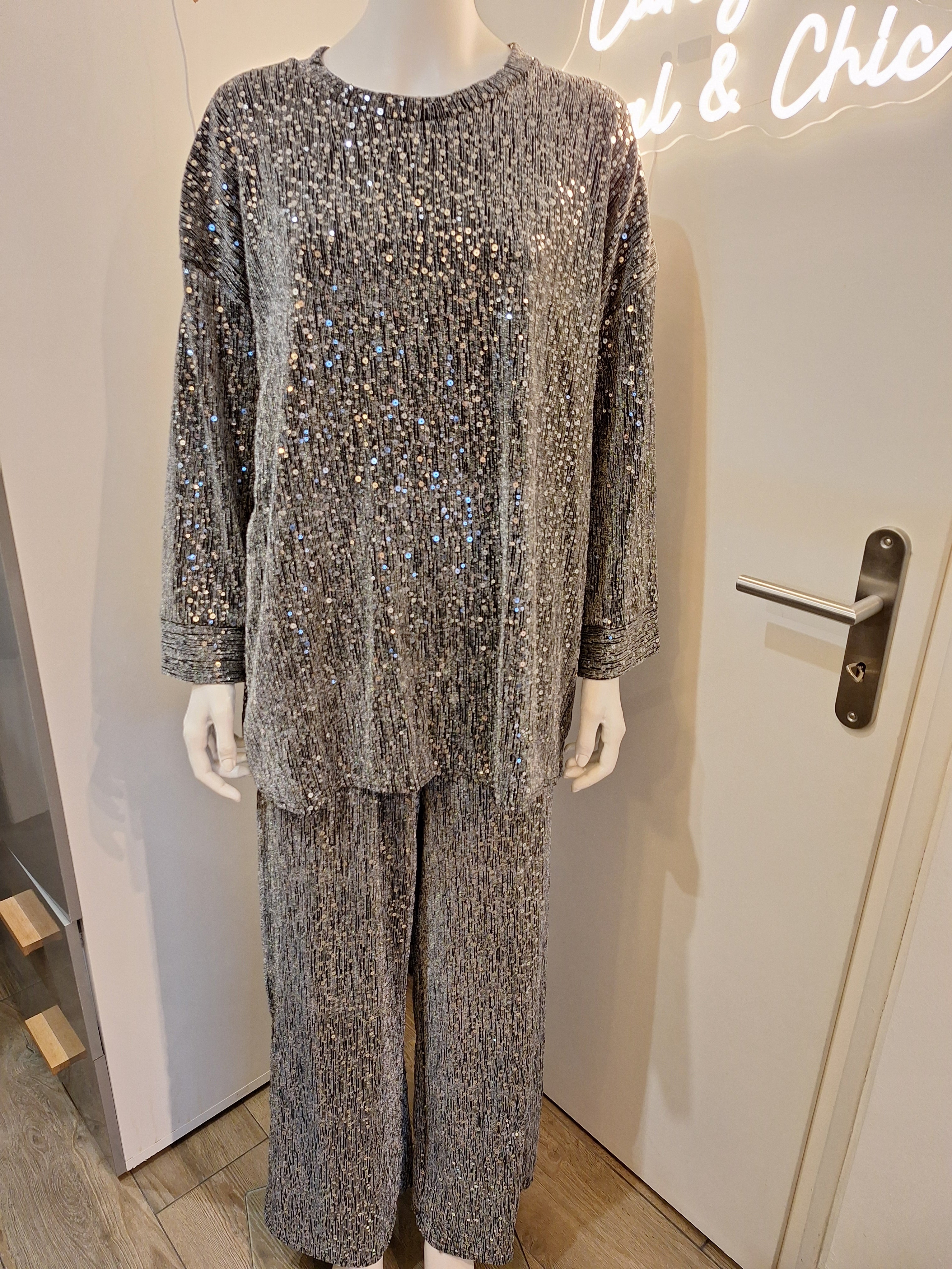 Ensemble deux pièces sequins argenté